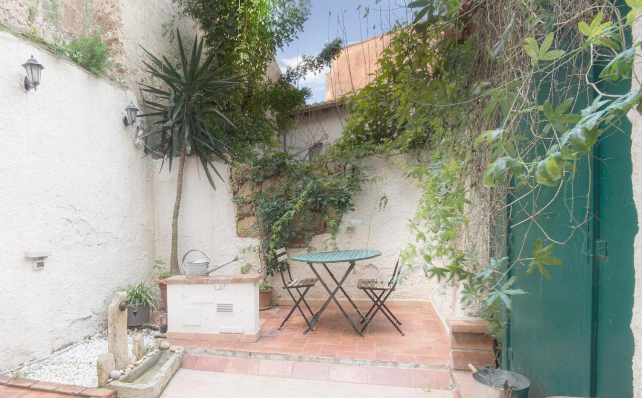 Right House - Small Garden In Old Town - Historical Castle District Cagliari Exteriér fotografie